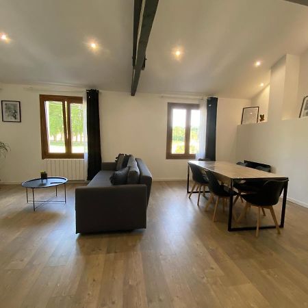 Logement Calme Et Confortable Au Coeur De Loupiac Loupiac  外观 照片