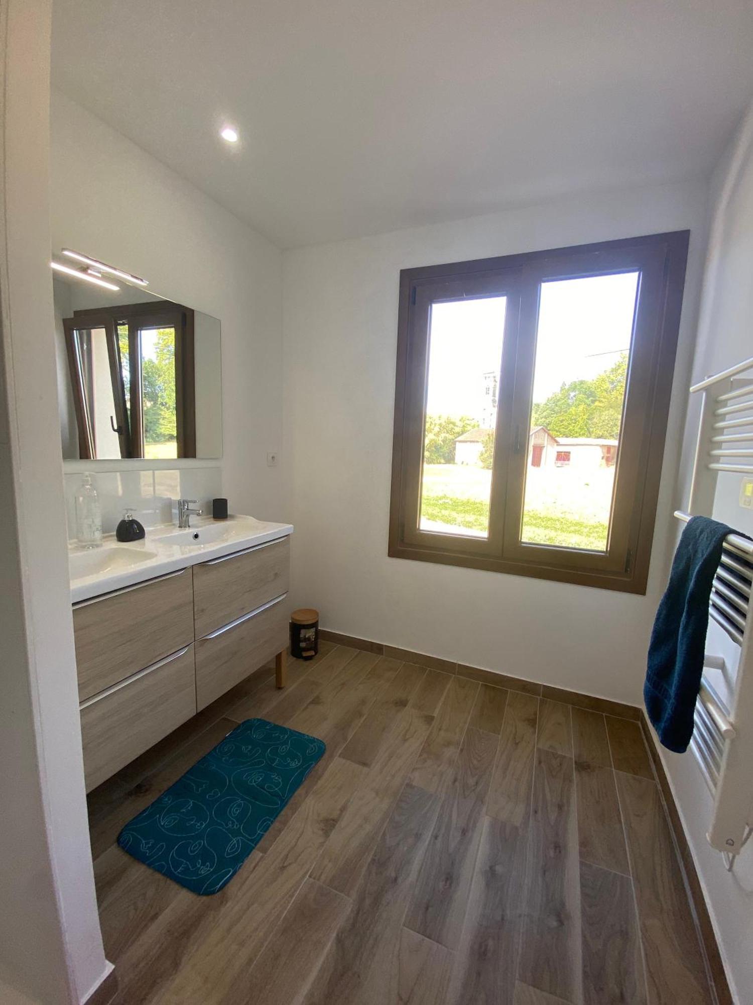 Logement Calme Et Confortable Au Coeur De Loupiac Loupiac  外观 照片